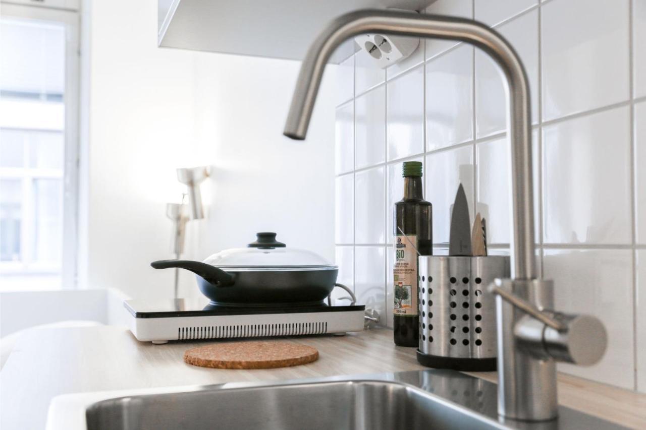 Apartament WeHost Pieni Roobertinkatu Big 13 Helsinki Zewnętrze zdjęcie